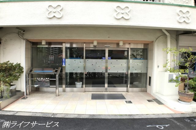【エントランス】 | シャンボール第２新大阪 | エントランス