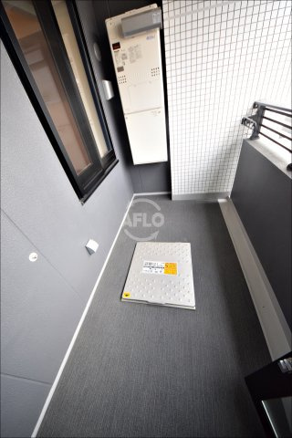 ローレルタワー御堂筋本町　開平小学校区のバルコニー|ローレルタワー御堂筋本町　バルコニー