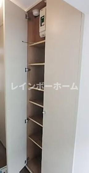 エルハイツ成増W棟の玄関|※別部屋参考写真