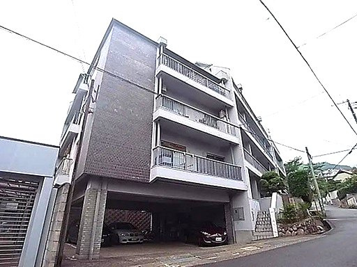 芦屋市三条町の賃貸マンションの外観