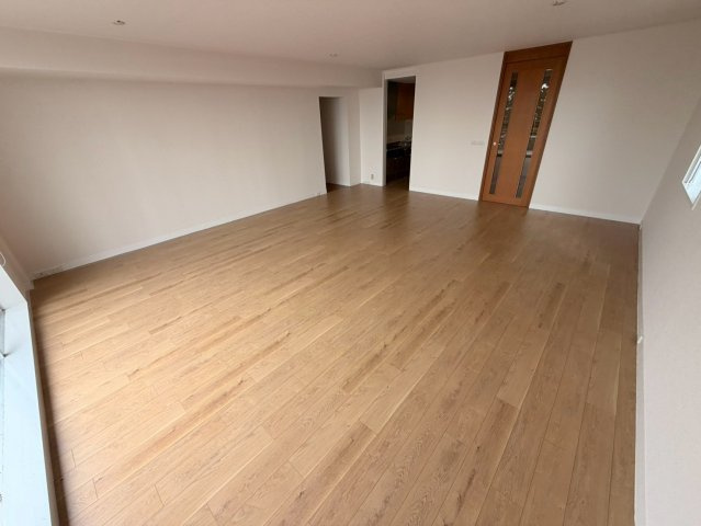 芦屋市朝日ケ丘町の賃貸マンションの居間・リビング