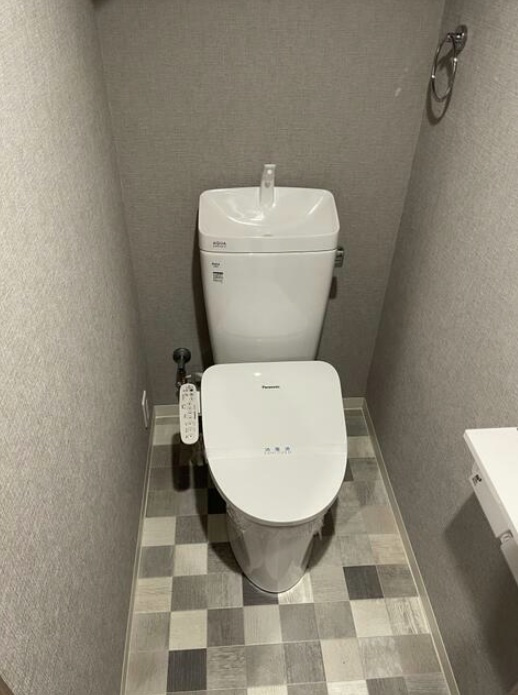 芦屋市呉川町のアパートのトイレ
