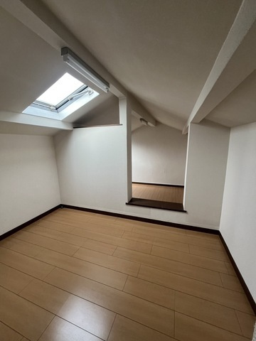 芦屋市東芦屋町のアパートの居間・リビング