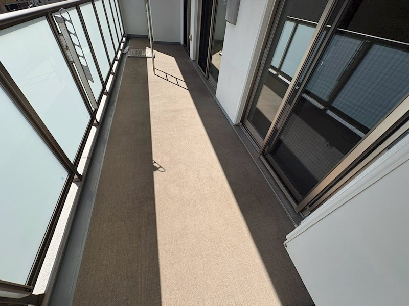 神戸市中央区小野柄通３丁目の賃貸マンションのバルコニー