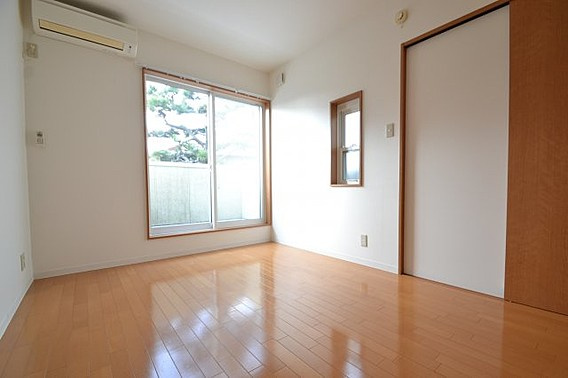 神戸市灘区篠原本町１丁目の賃貸マンションの居間・リビング