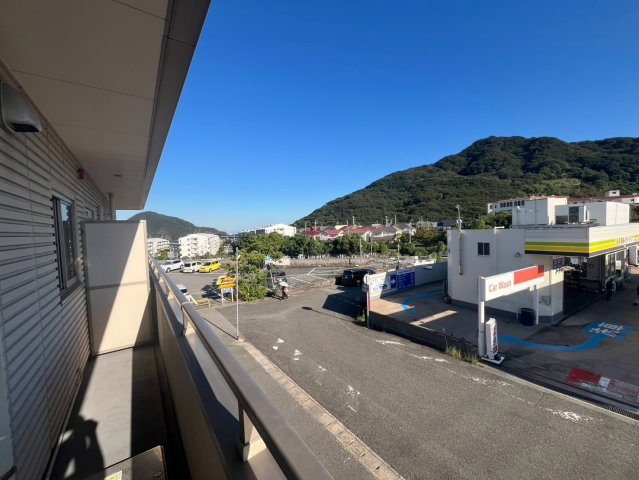 CNCビルのバルコニー