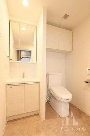 台東区竜泉３丁目の賃貸マンションの独立洗面台