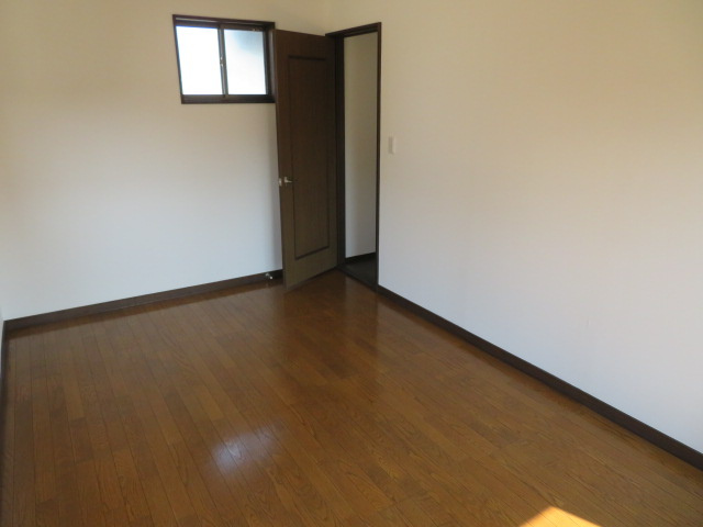 玉村町3期　中古1699の洋室