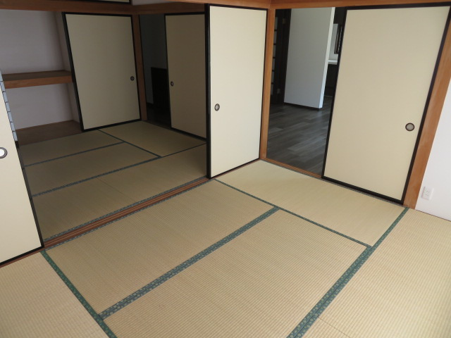 玉村町3期　中古1599の和室