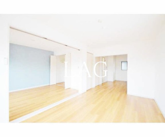 【居間・リビング】 | エーデルハイム成城 | 洋室のお部屋です。