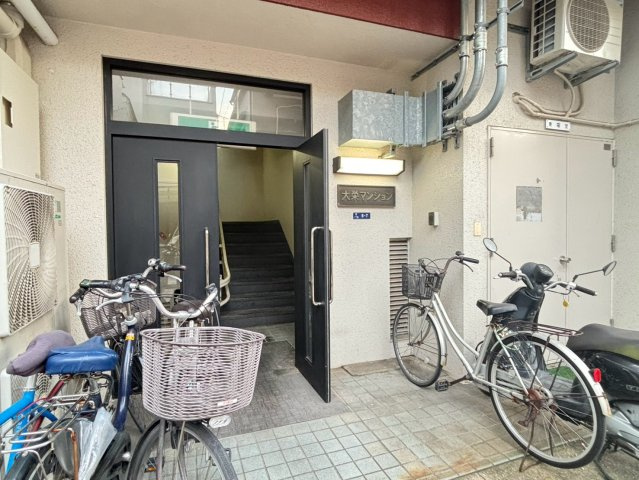 【エントランス】