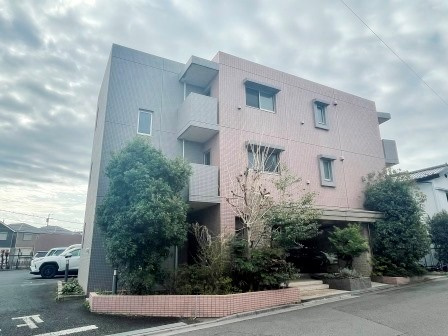朝霞市本町１丁目の賃貸マンションの外観