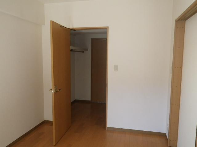 朝霞市本町１丁目の賃貸マンションの収納