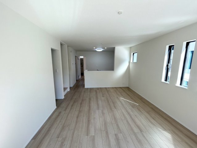 【仲介手数料無料】朝霞市本町１丁目の居間・リビング