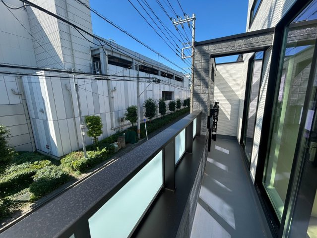 【仲介手数料無料】朝霞市本町１丁目のバルコニー|南面のバルコニーです！！