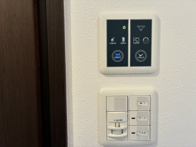 ラグゼシア熱海静漣閣の防犯設備|玄関には室内オートロックも完備されております。