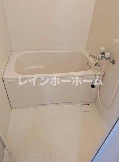 田中ハイツの浴室|きれいなお風呂です