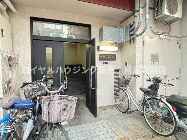 【エントランス】