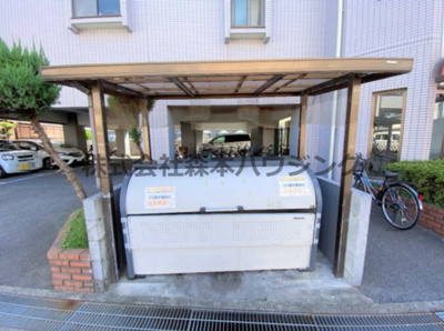 【その他共用部分】 | 　ロータスガーデン | 専用ごみ置き場です