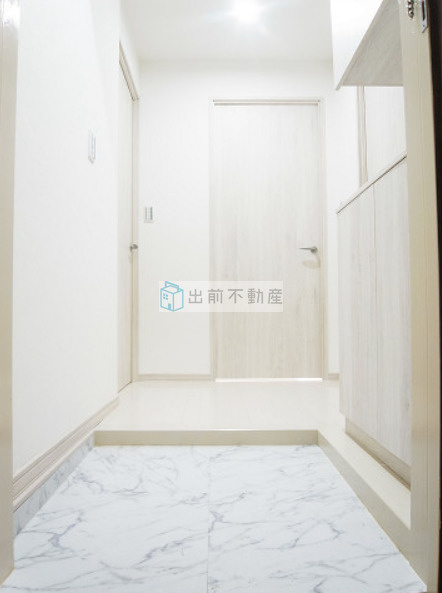 文京区白山１丁目の賃貸マンションの玄関