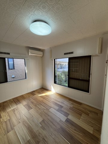 板橋区富士見町戸建の洋室