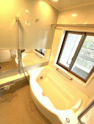 調布市菊野台３丁目の賃貸マンションの浴室