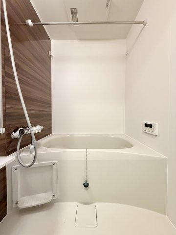 レーヴメゾン出屋敷の浴室