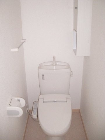 エルミ　ガーデンのトイレ|シンプルで使いやすいトイレです
