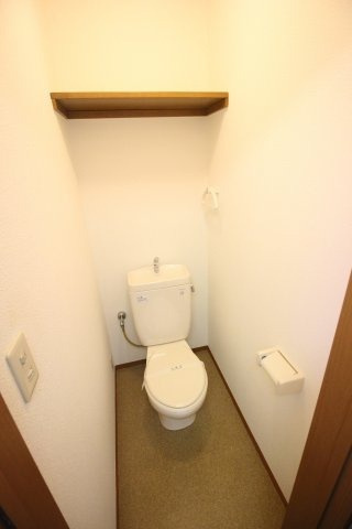 シーフロント長谷川のトイレ|落ち着いたトイレです