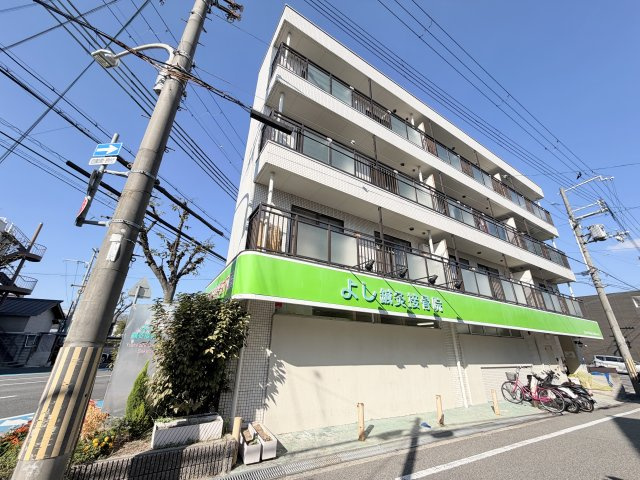 コーポラス山栄の外観