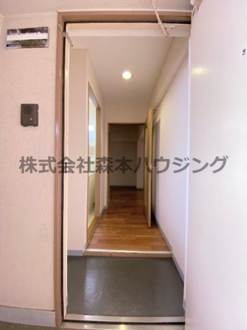 【内装】 | 　グランドヴィラ門真 | ※同タイプ別室の写真を使用しています。
　設備内容や色調など相違がある場合は実際のお部屋の現状優先となります。