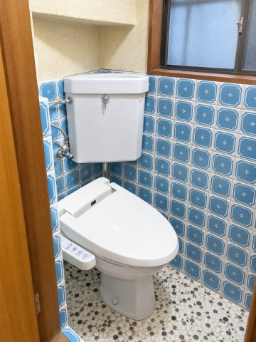 【トイレ】 | 掲載写真は、家具等をCG加工で配置したリフォーム後のイメージ画像です。