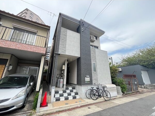 ASTERIA新栄の外観