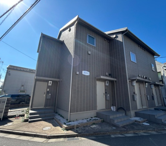 調布市調布ケ丘４丁目のアパートの外観