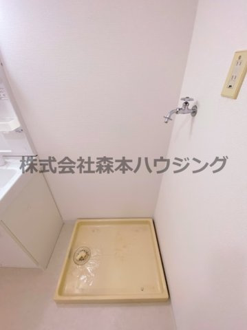 【設備】 | 　コーポヒルトップ | 室内洗濯機置き場です