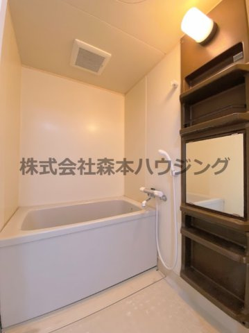 【浴室】 | 　コーポヒルトップ | 落ち着いた空間のお風呂です