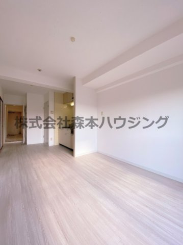 【居間・リビング】 | 　コーポヒルトップ | 使いやすいリビングです