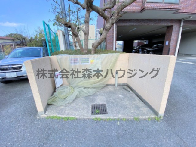 【その他共用部分】 | 　コーポヒルトップ | 専用ごみ置き場です