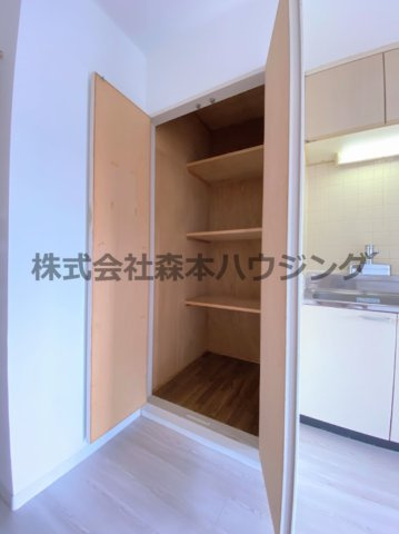 【収納】 | 　コーポヒルトップ | 食品庫として使えます