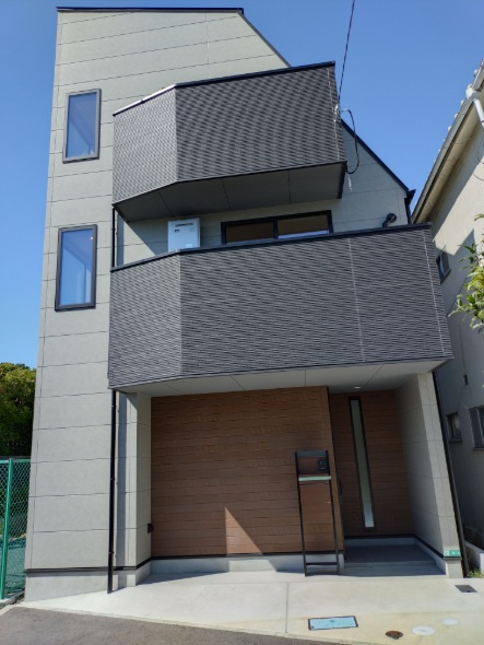 西宮市浜甲子園1丁目　中古戸建の外観