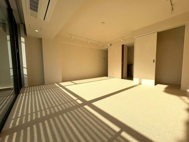青山アレーの和室