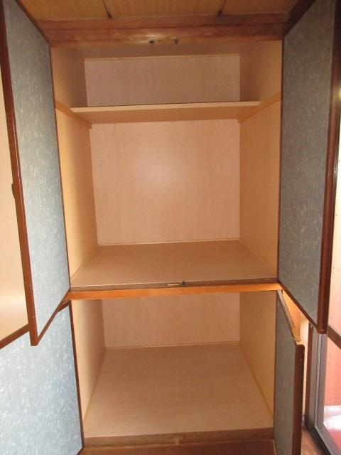 関根ビルの収納