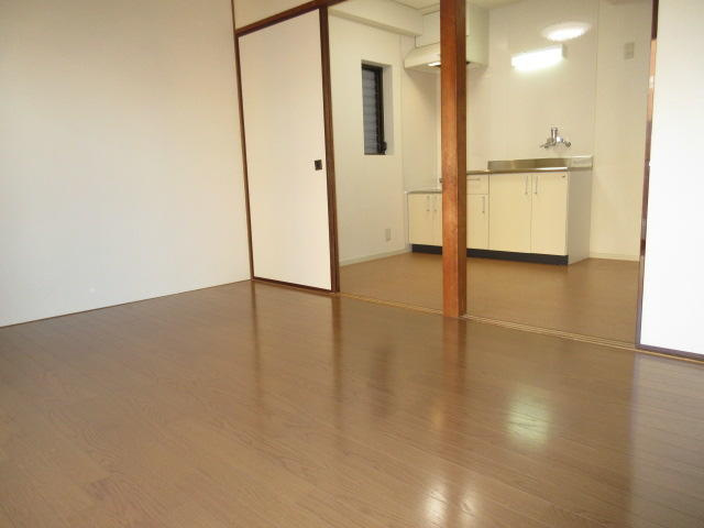 関根ビルのその他