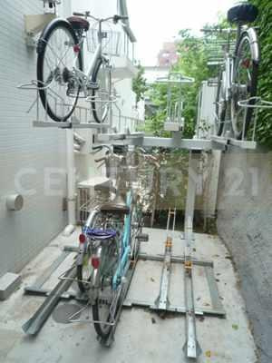 パークビューテラス目白台の駐車場