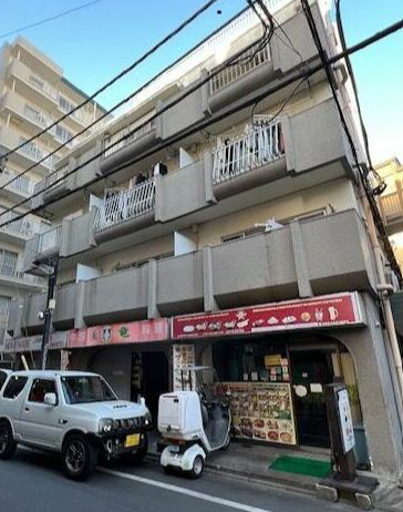 第一小林マンションの外観