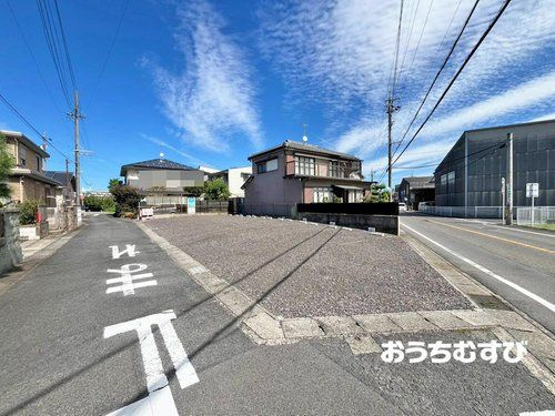 小牧市常普請1期(全2号地)の前面道路含む現地写真