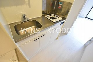 世田谷区砧８丁目の賃貸マンションのキッチン