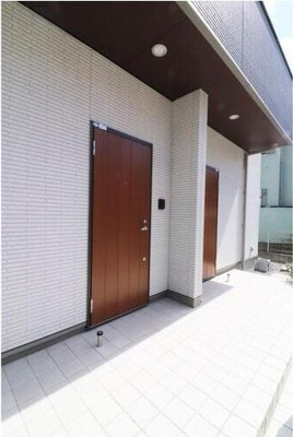 【エントランス】 | フォレストリータウン西小路 | 毎日通るエントランスはこのようになっています
