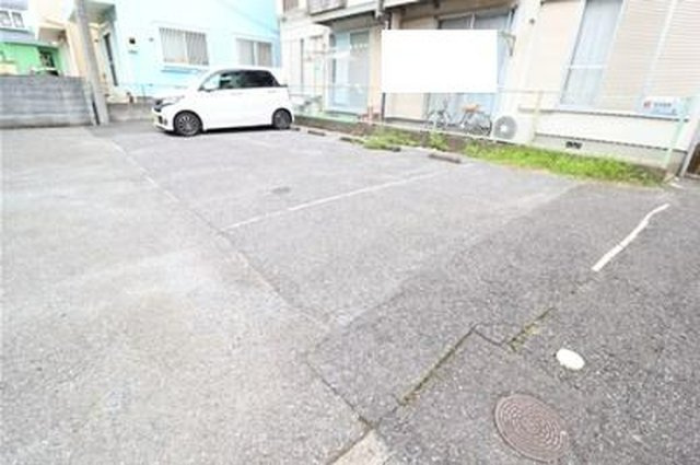 ビューハイツ松ヶ丘の駐車場|駐車場