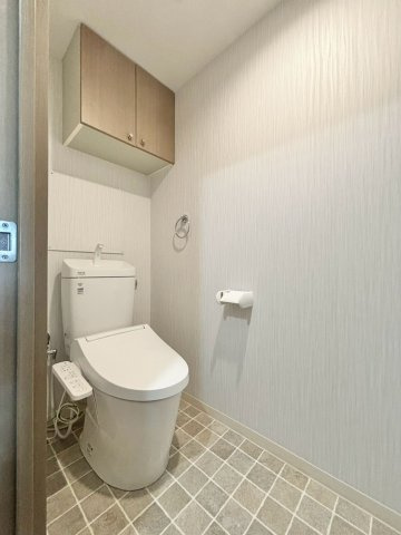 バンベール城山　6階のトイレ|清潔感のあるトイレです